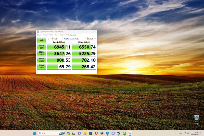 Kingston KC3000 1TB 7000MB/S - 6000MB/S SSD