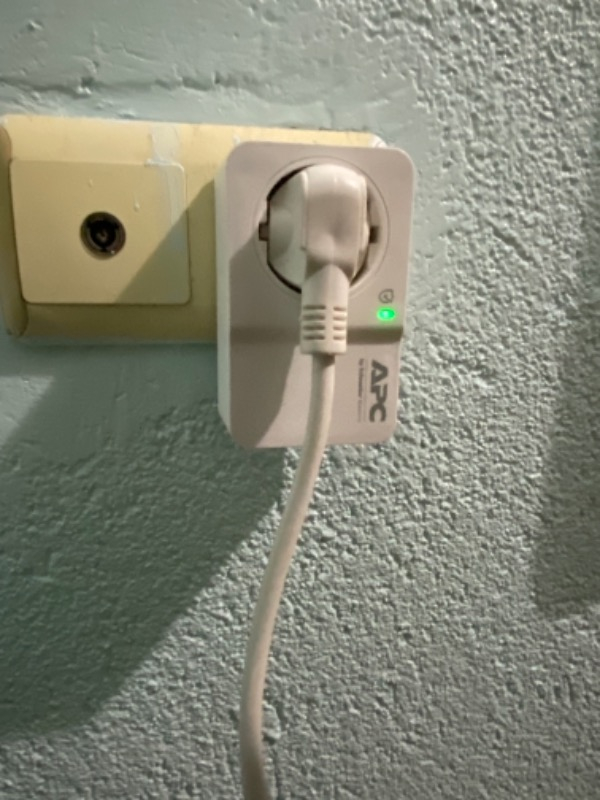 Schneider Electric APC Tekli Akım Korumalı Priz 230V