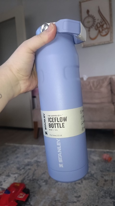 Stanley Iceflow Flip Straw Su Termosu 1.06 Lt