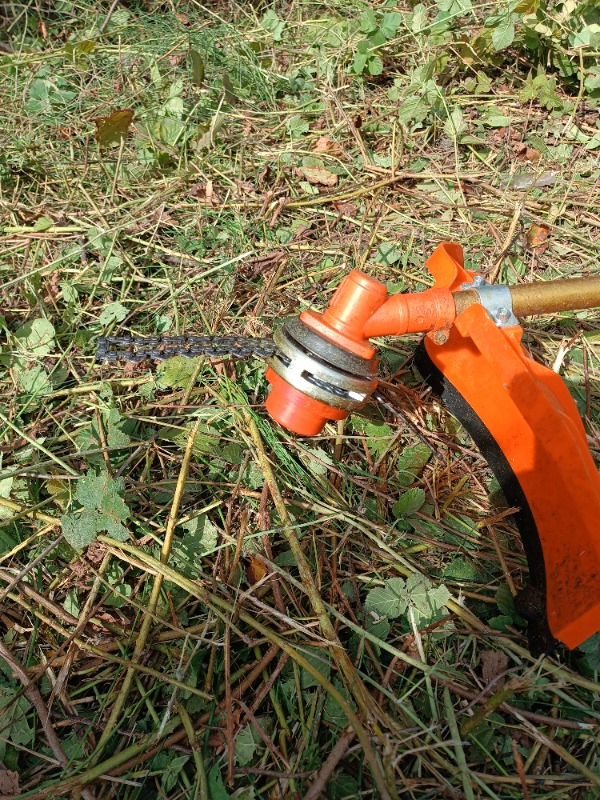 Zincirli Tırpan Başlığı Canavar Başlık Benzinli Tırpan