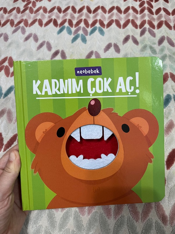 Karnım Çok Aç! (Dişli Kitap)