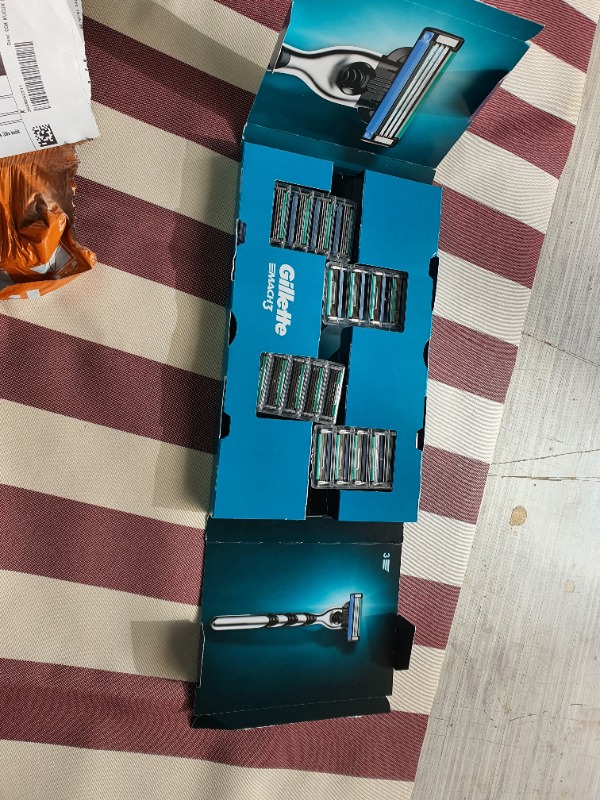 Gillette Mach3 18'li Yedek Tıraş Bıçağı Karton Paket