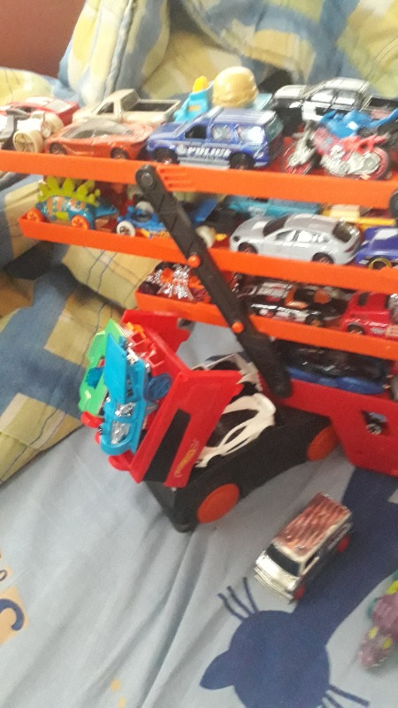 Hot Wheels Mega Mega Tır Turuncu, 50 Araç Kapasiteli, Rampalı GHR48