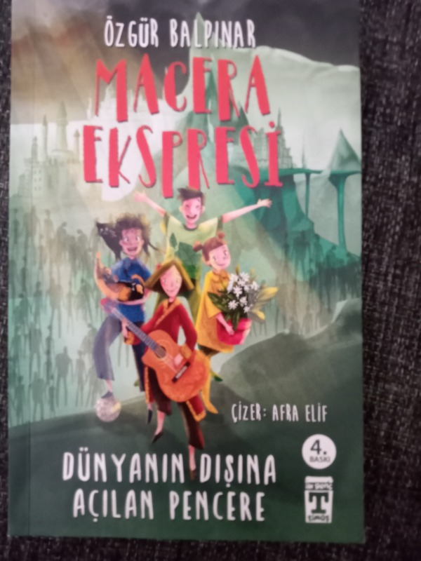 İlk Genç Timaş Gelecek Ekspresi - Çöp Dünya