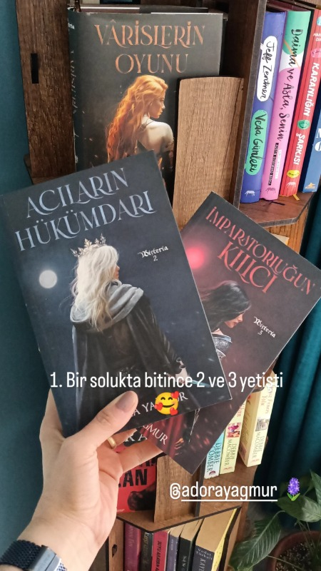 Acıların Hükümdarı - Adora Yağmur