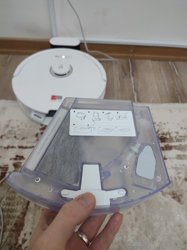 Roborock Vacuum Cleanner Q8 Max Robot Süpürge Beyaz