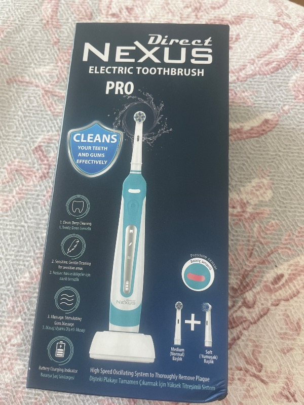 Direct Nexus Elektirikli Diş Fırçası Orta Sertlikte Kıllar ile 2 Yedek Başlık ve Sert Plastik Seyahat Kabı