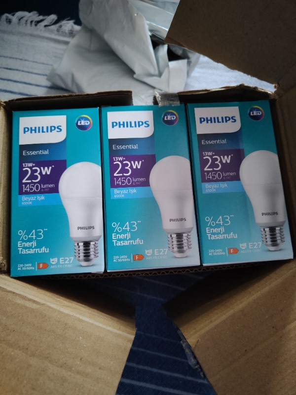 Philips Essential LED Lamba 13W - 100W E27 Duy 6500K Beyaz Işık( 6 Lı Paket)