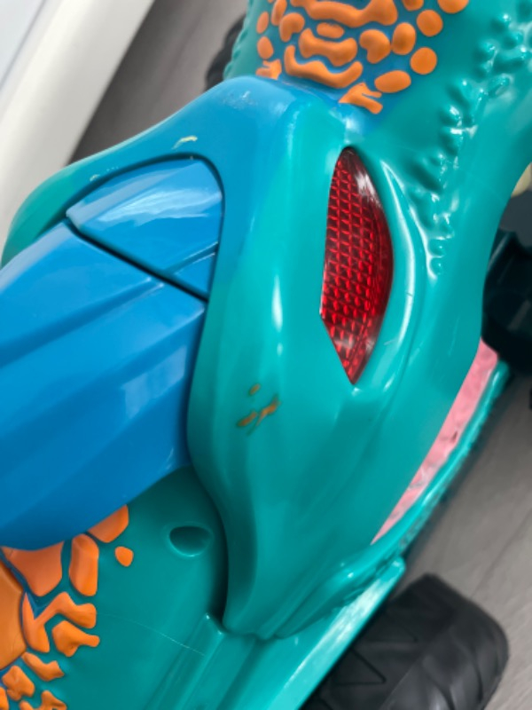 Hot Wheels Monster Trucks Car Chompin' Mega-Wrex Araç