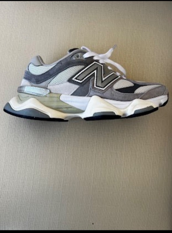 New Balance 9060 Unisex Lifestyle Sneaker U9060GRY