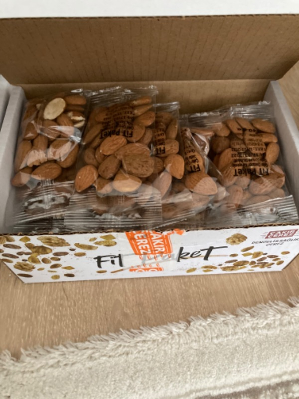 Çakır Çerez Çiğ Badem 40 x 25'li Fit Paket