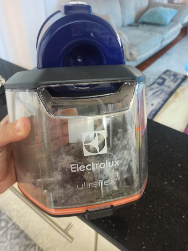 Electrolux EUFC81DB Ultra Flex 650 W Toz Torbasız Elektrikli Süpürge