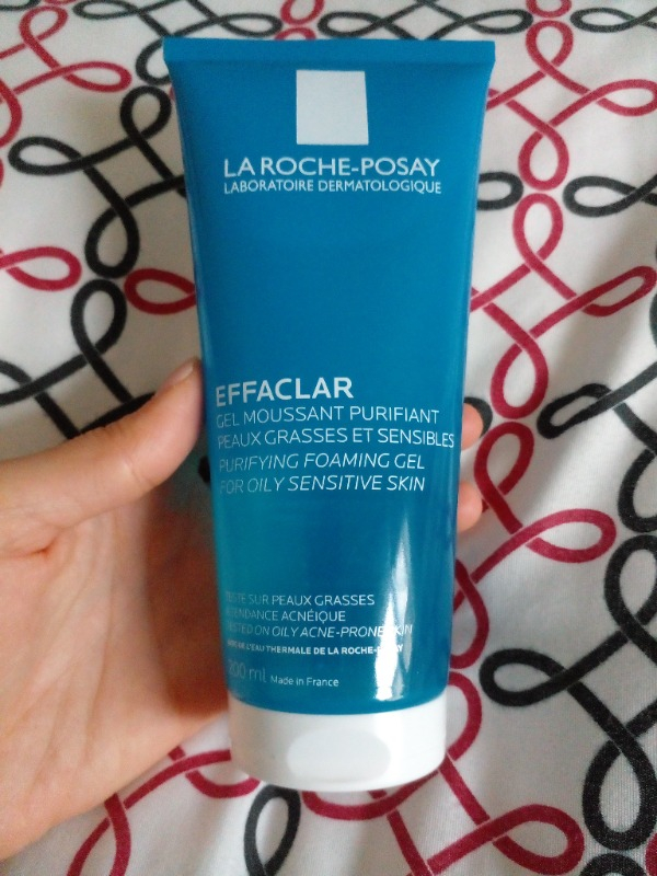La Roche-Posay Effaclar Yüz Temizleme Jeli Yağlı/Akneye Eğilim Gösteren Ciltler Siyah Nokta Karşıtı 200ml