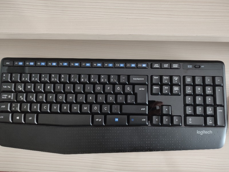 Logitech MK345 Kablosuz Türkçe Klavye Mouse Seti - Siyah