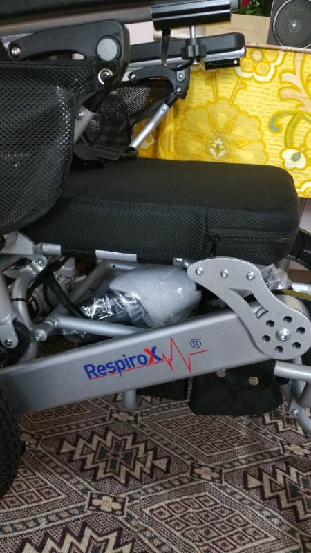 Respirox BC-EA8000 Akülü Tekerlekli Sandalye