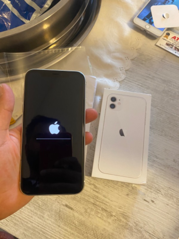 iPhone 11 64 GB