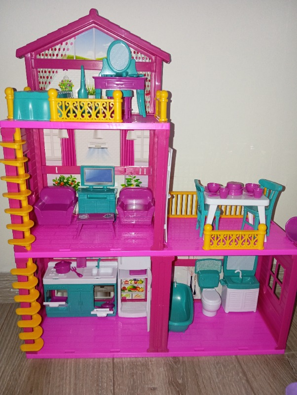 Dede Lola'nın Tatil Evi