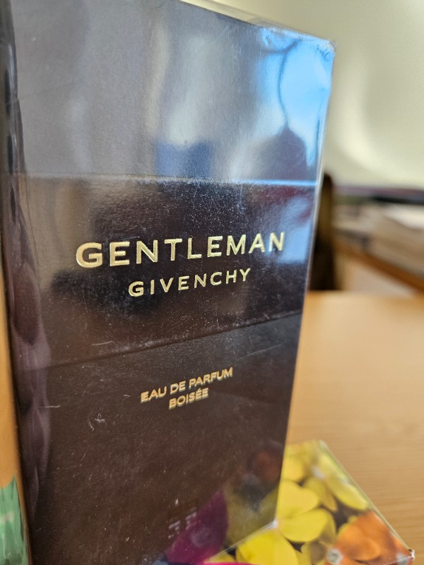 Givenchy Gentleman Boisee Edp 100 ml Erkek Parfümü