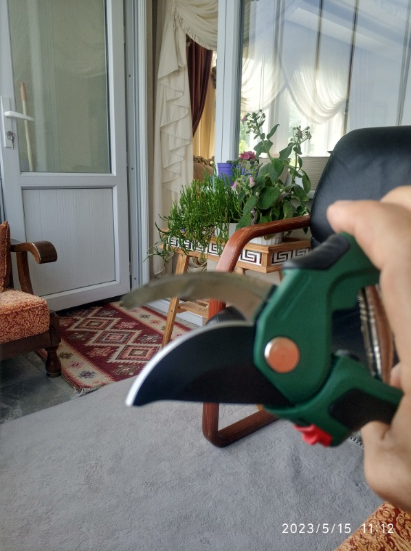 Bosch Bahçe Bağ Budama Makası