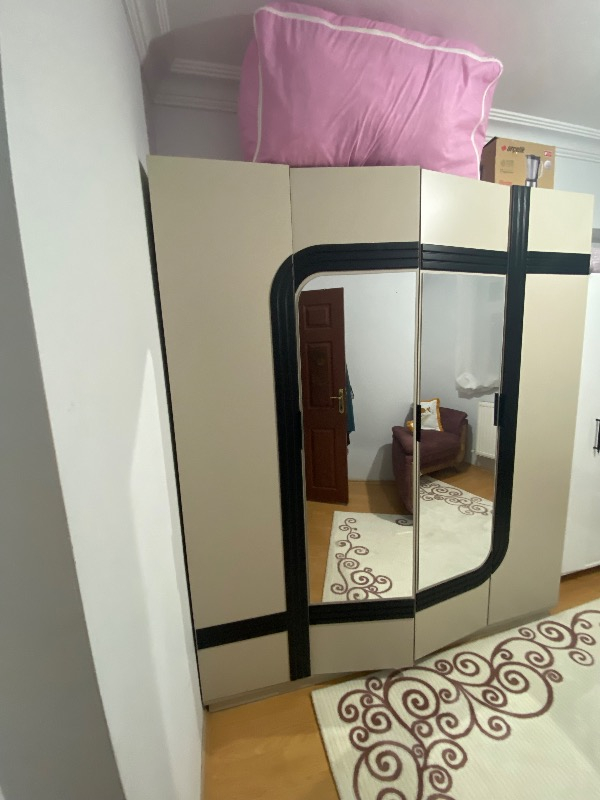 Gardırop, Bali 4 Kapaklı Aynalı Dolap