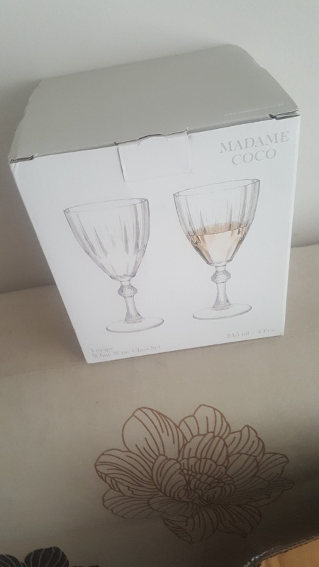 Madame Coco Voyage 4'lü Beyaz Şarap Kadehi Seti 245 ml