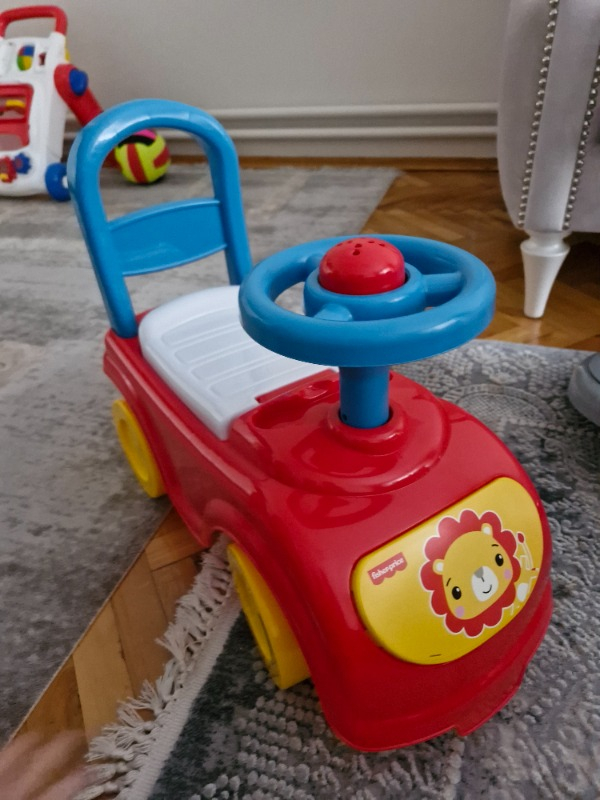 Dolu Fisher Price İlk Arabam