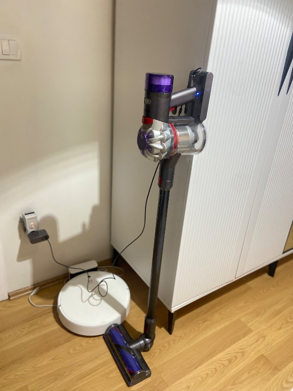 Dyson V8™ Advanced