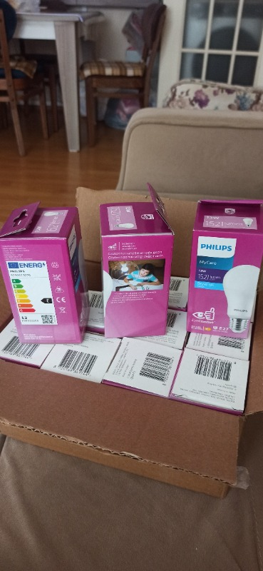 Philips 13W - 100W 6500K Beyaz Işık E27 Essential LED Ampul 12'li