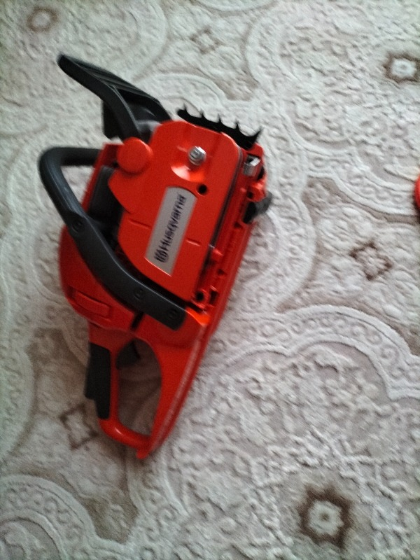 Husqvarna 445 Benzinli Ağaç Motoru 45 cm Pala