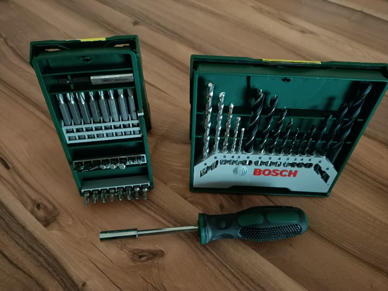 Bosch X-Line 15 Parça Delme 25 Parça Vidalama Ucu Seti + Tornavida