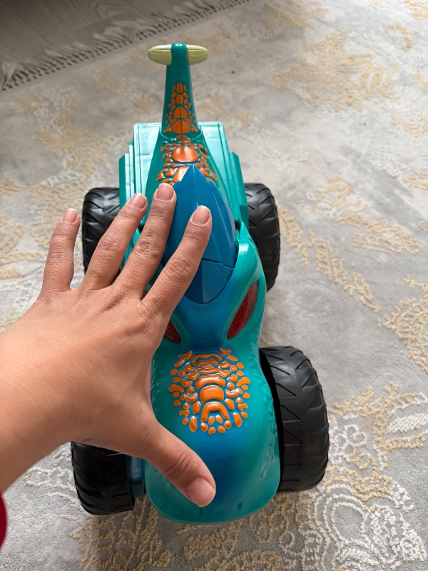 Hot Wheels Araba Yiyen Wrex