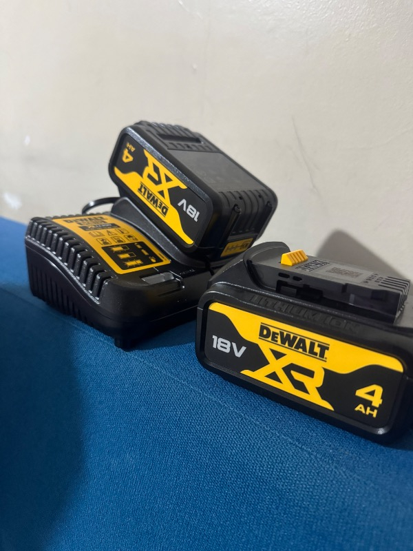Dewalt DCB115 Sarj Cihazı