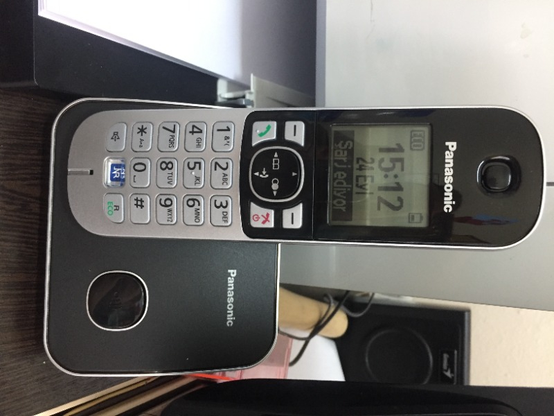 Panasonic Dect Telefon KX-TG6811 (Elektrik Kesintisinde Konuşabilme) - Siyah