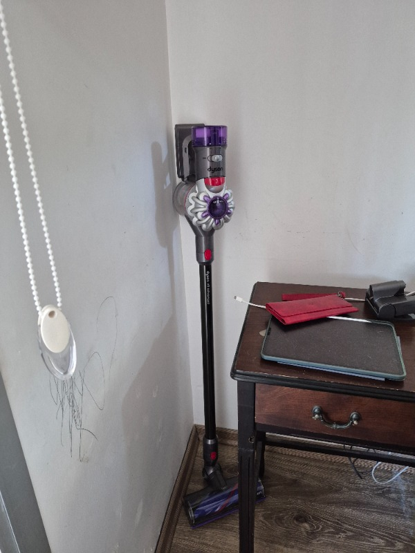 Dyson V8™ Advanced Kablosuz Süpürge