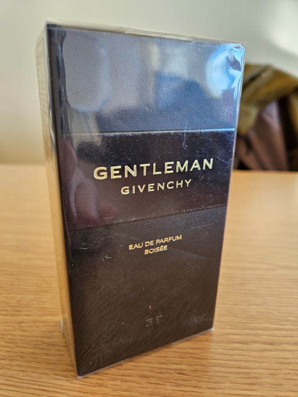 Givenchy Gentleman Boisee Edp 100 ml Erkek Parfümü