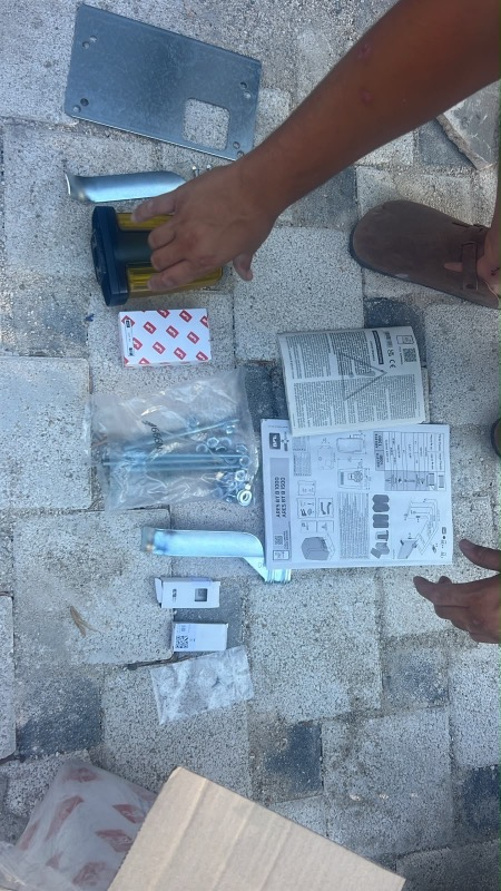 Bft Ares Bt A1000 Yana Kayar Kapı Motoru 1000 Kg Kapılar için Yavaş Başlama ve Durma Özelliği