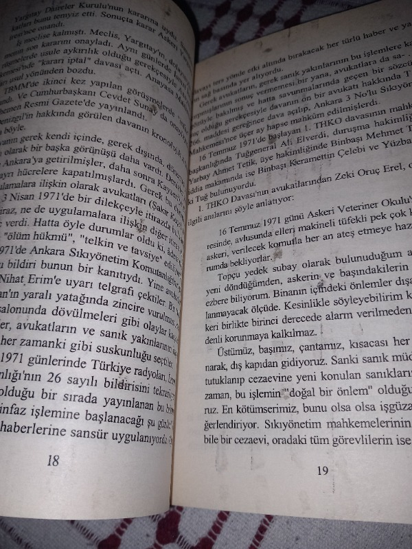 Darağacında Üç Fidan - Nihat Behram