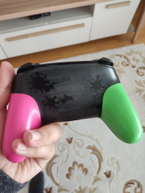 Nintendo Switch Pro Controller Splatoon 2 Edition