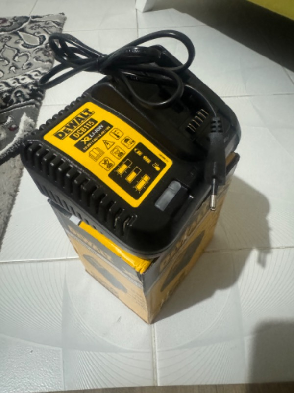 Dewalt DCB115 Sarj Cihazı