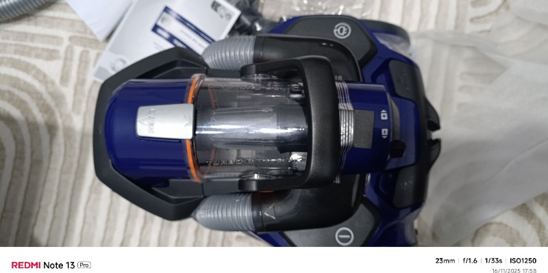 Electrolux EUFC81DB Ultra Flex 650 W Toz Torbasız Elektrikli Süpürge