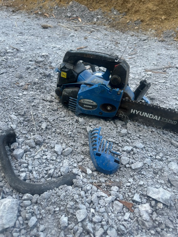 Hyundai TCS2500 Motorlu Testere 1,2 Hp