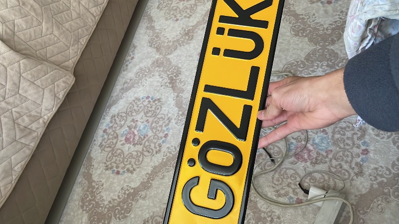 Oto Lüx Vernikli Sarı Dekor Plaka