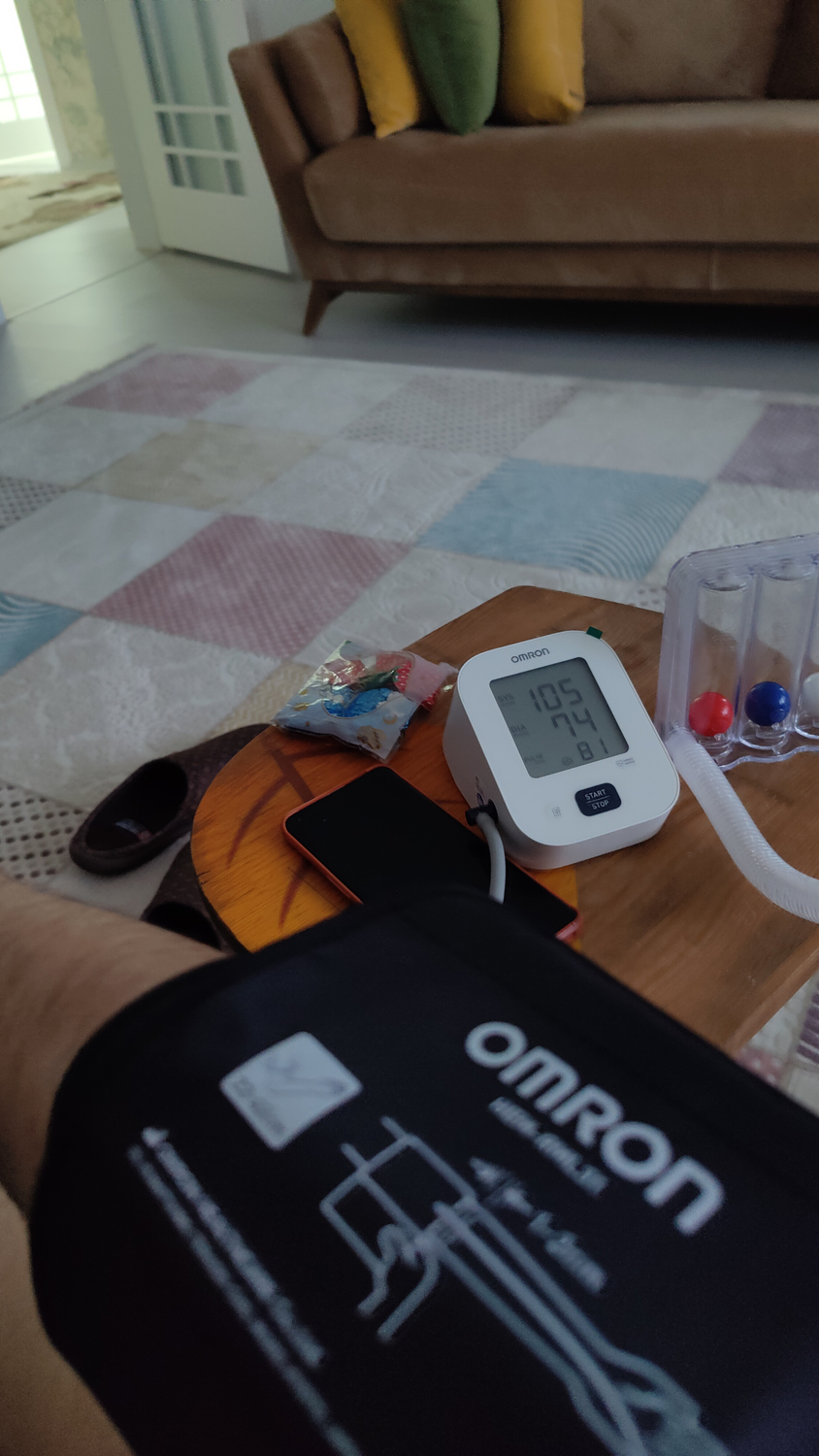 OMRON M2+ 30 Ölçüm Hafızalı Geniş Manşetli Üst Koldan Ölçer Dijital Tansiyon Aleti