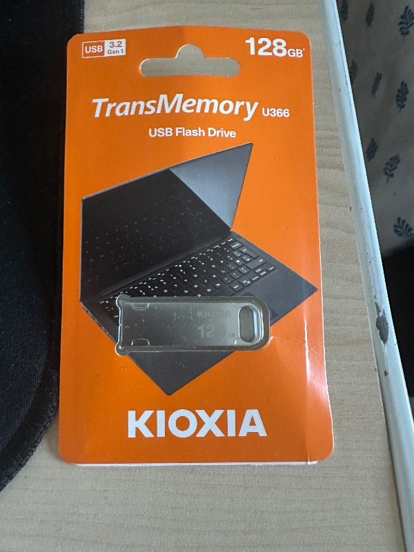 Kioxia 128GB U366 Metal Usb 3.2 Gen 1 Flash Bellek (LU366S128GG4)