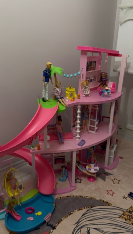 Barbie®'nin Yeni Rüya Evi™ HMX10