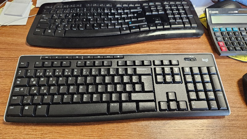 Logitech K270 Tam Boyutlu Kablosuz Türkçe Klavye - Siyah