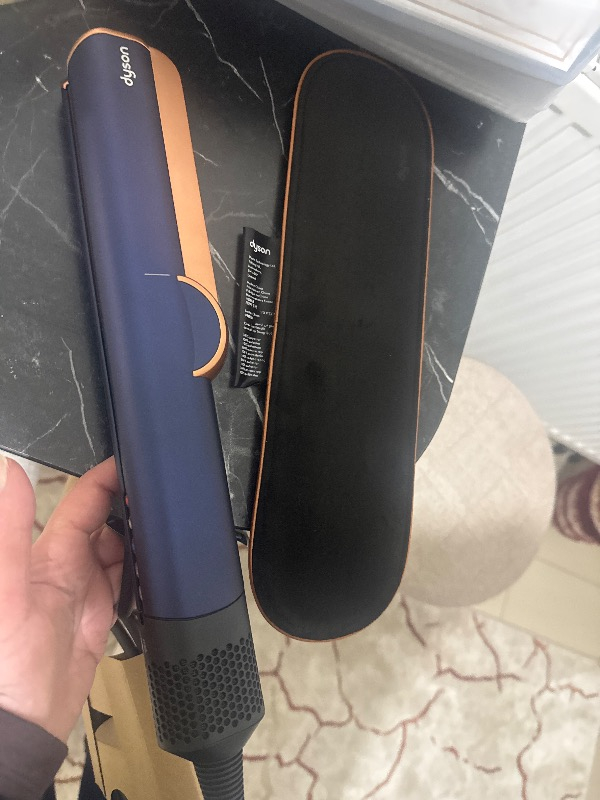 Dyson Airstrait™ Saç Düzleştirici (Prusya Mavisi/Parlak Bakır)