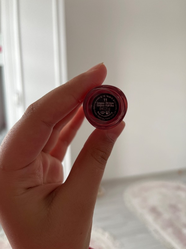 Sephora Outrageous Plump Effect Gloss-11. Starstruck Pink (5 Ml)