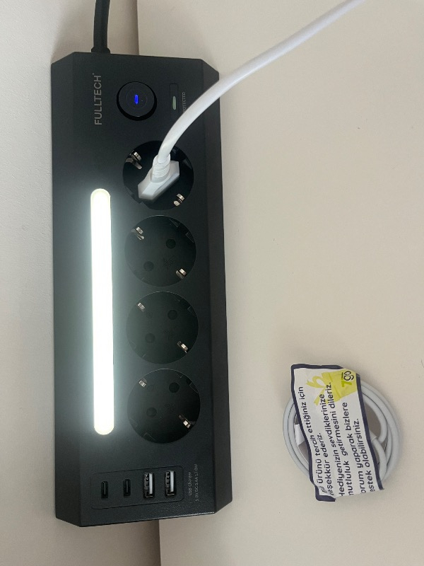 Fulltech Ftr-22 Gece Lambalı Akım Korumalı Çoklu Priz - Siyah