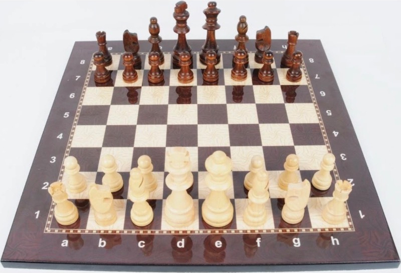 Lüks Satranç Takımı Ahşap Figür (3 Numara)